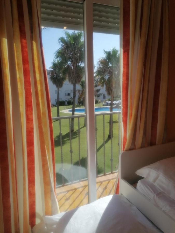 3 Bedrooms With Pool & Parking, Close To Sea And Gibraltar Манилва Экстерьер фото